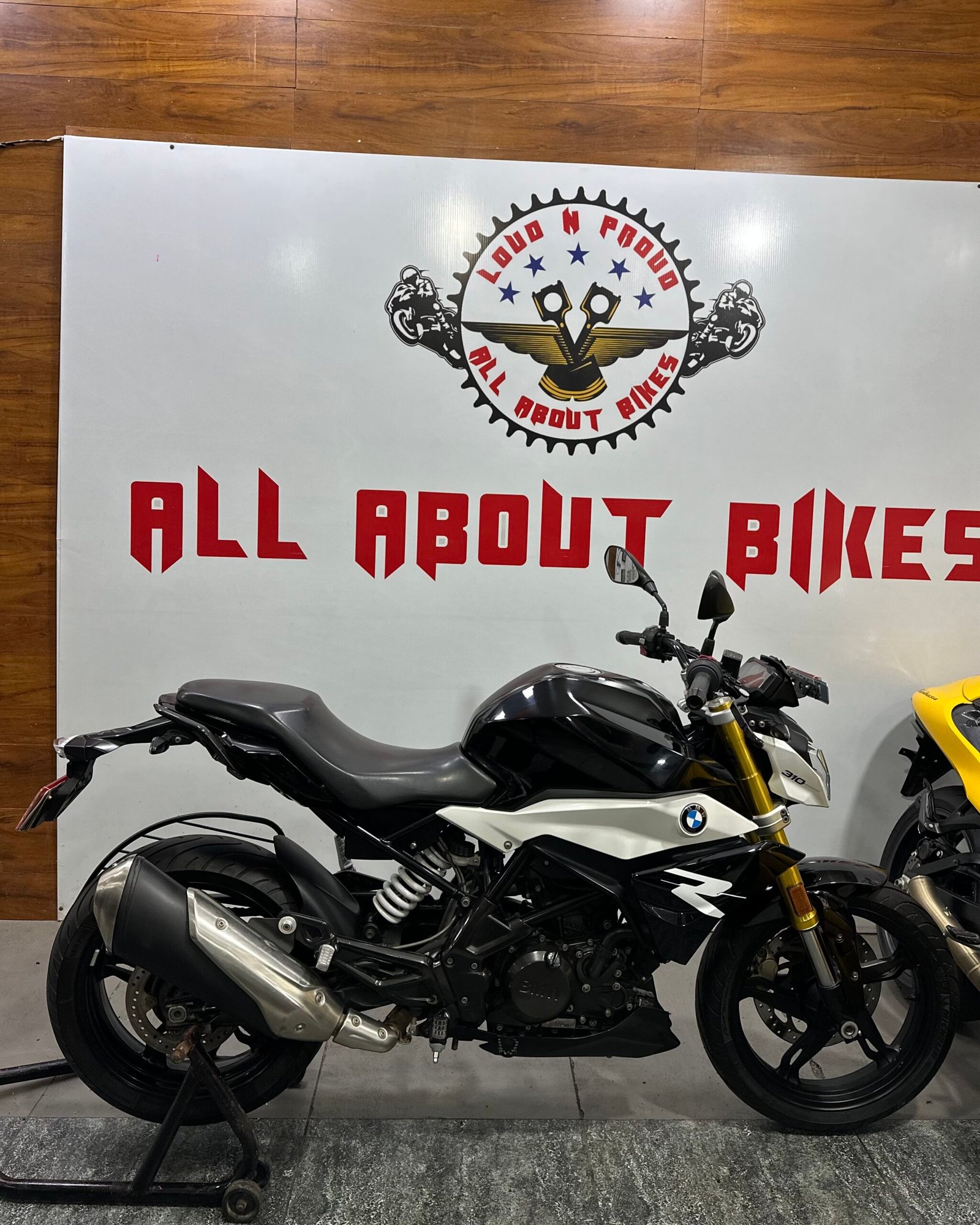 BMW G310R – Delhi's Premier Superbike Dealership